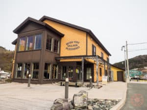 quidi vidi plantation art and crafts shop outside of st johns