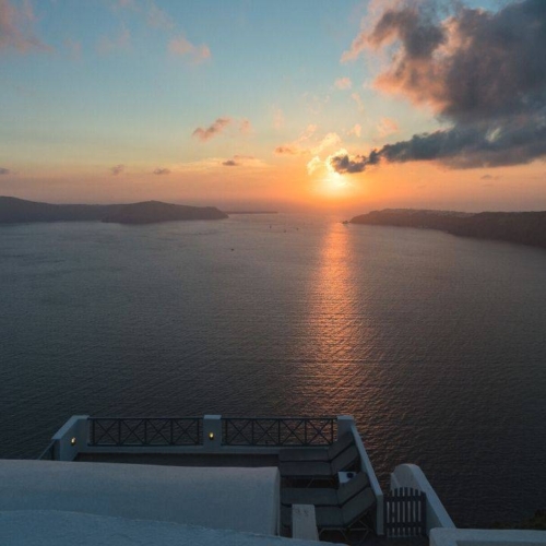 best areas to stay in santorini featured