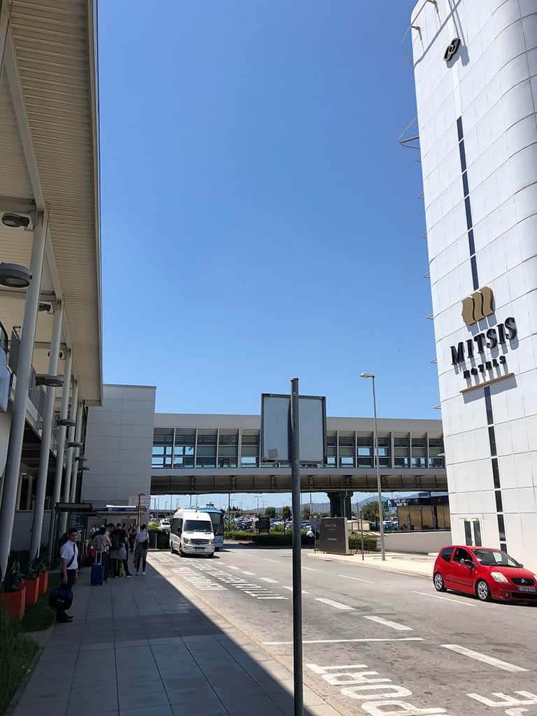 bus stop location for rafina port from athens airport