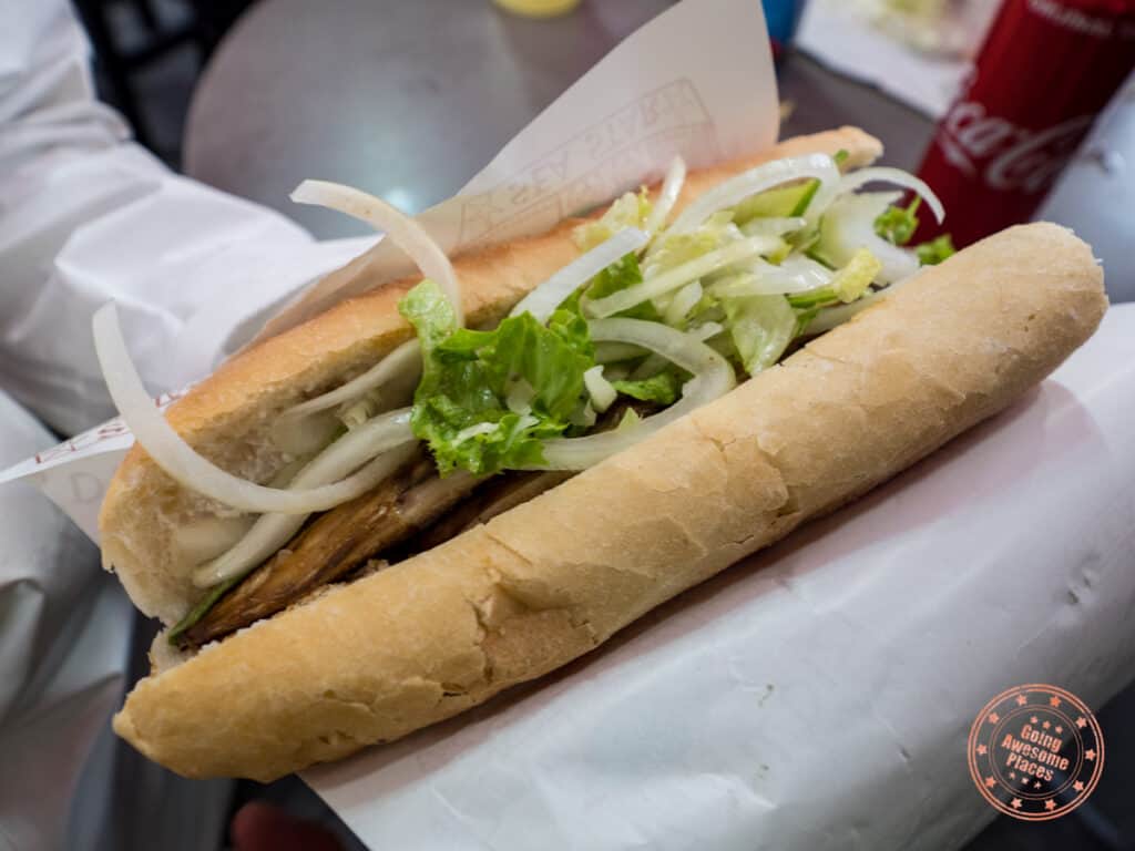 deniz yildizi balicki fish sandwich