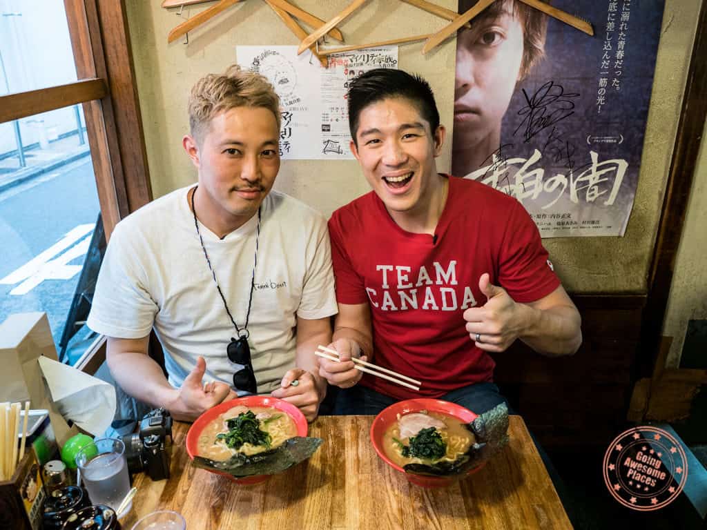 eating ramen with ramen beast hiroshi