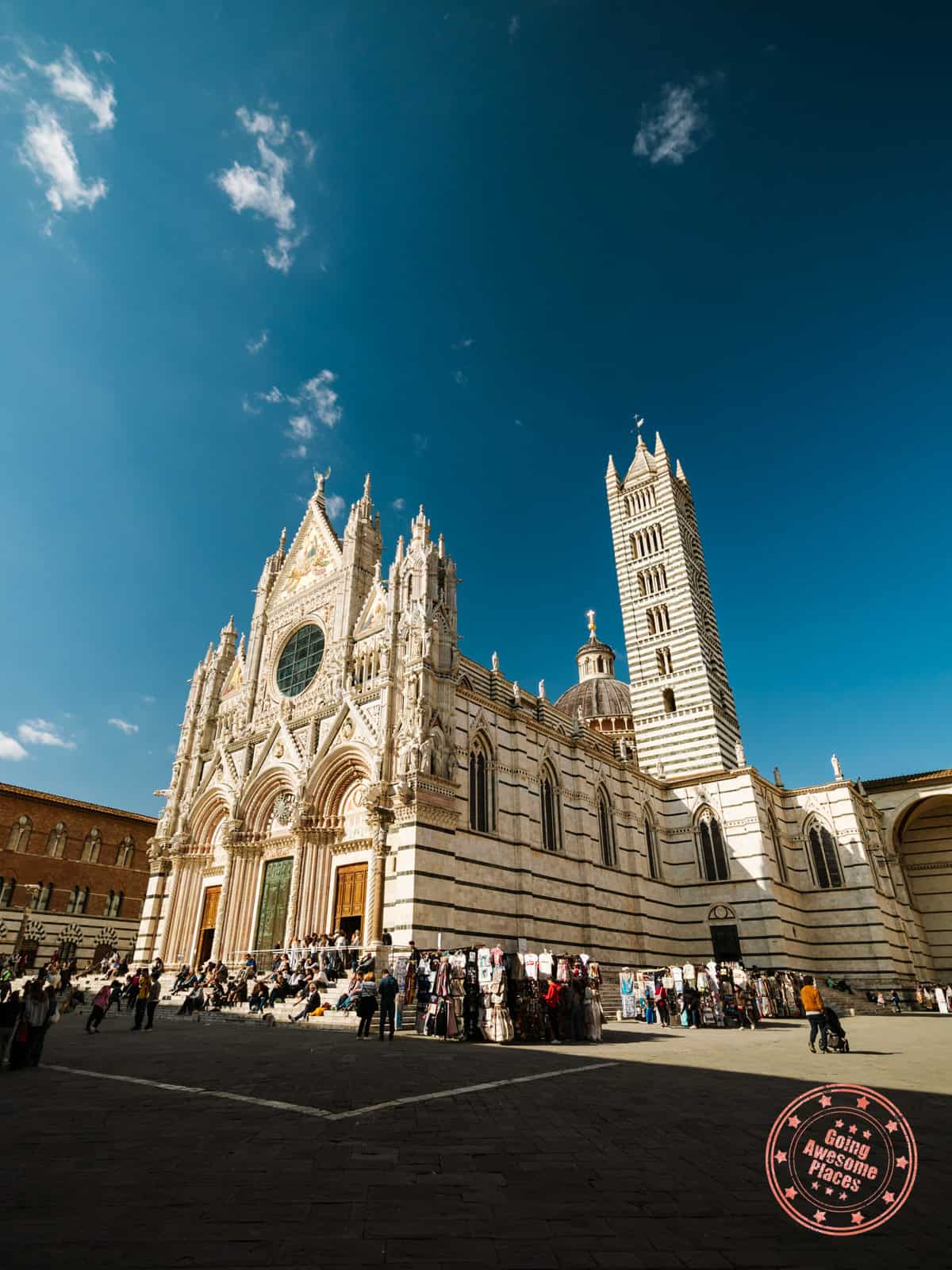 exterior of opera duomo siena