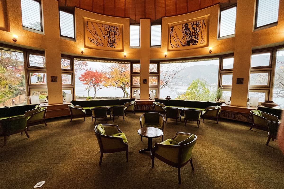fuji lake hotel lobby interior in kawaguchiko