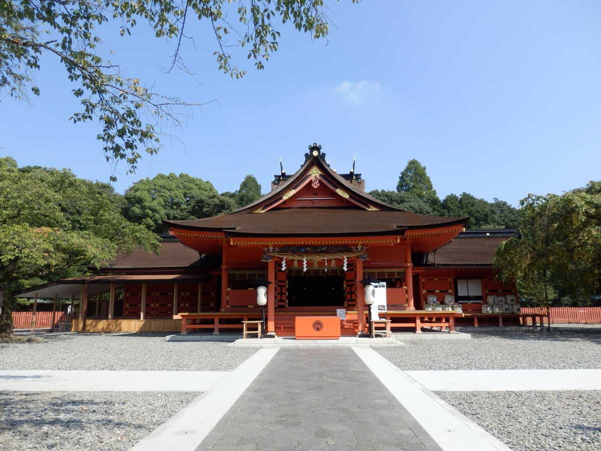 front view of fujisan hongu sengen taisha shrine