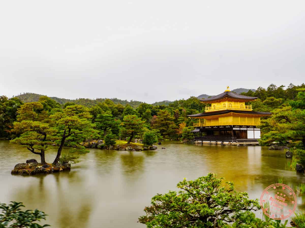 golden pavilion kinkakuji temple in kyoto