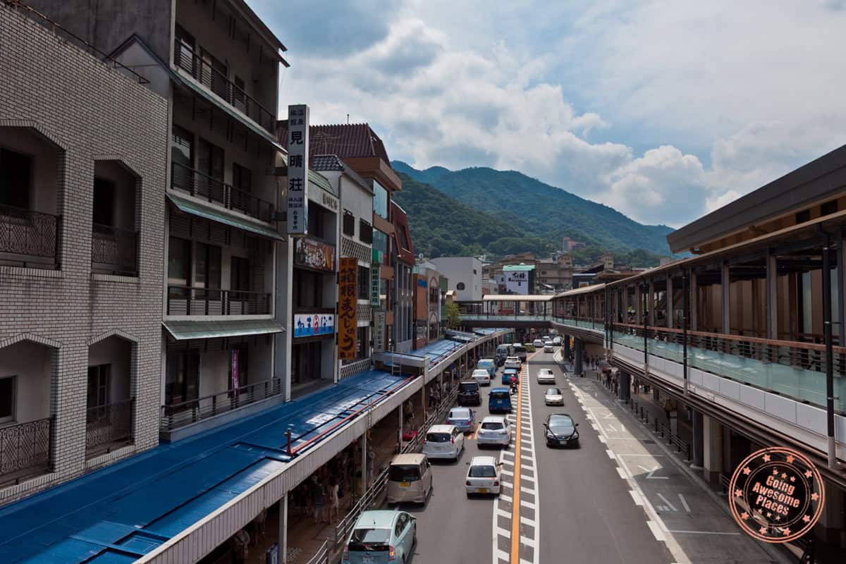 hakone yumato train station and town