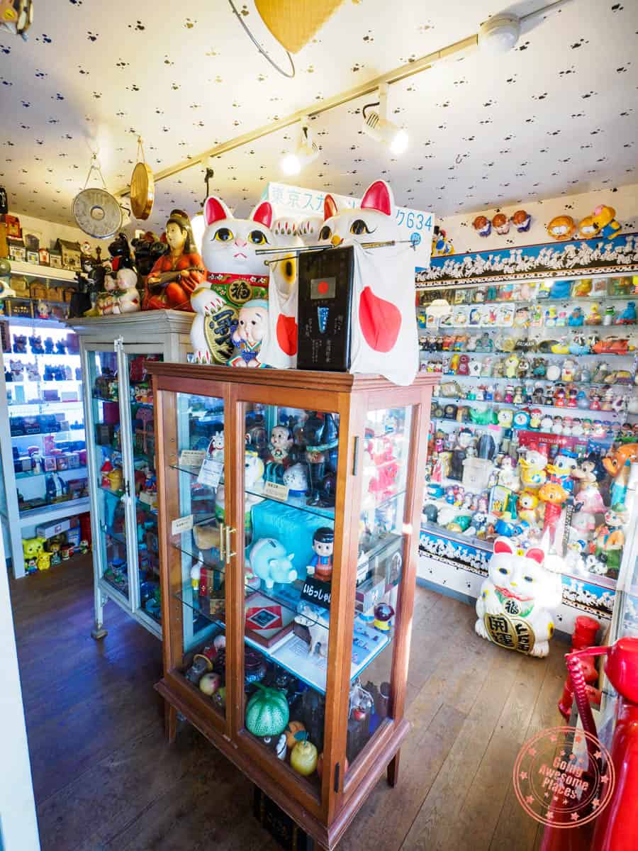 inside kurashiki piggy bank museum