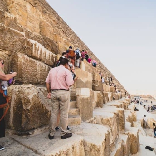is egypt safe for travel visiting the pyramids and the nile