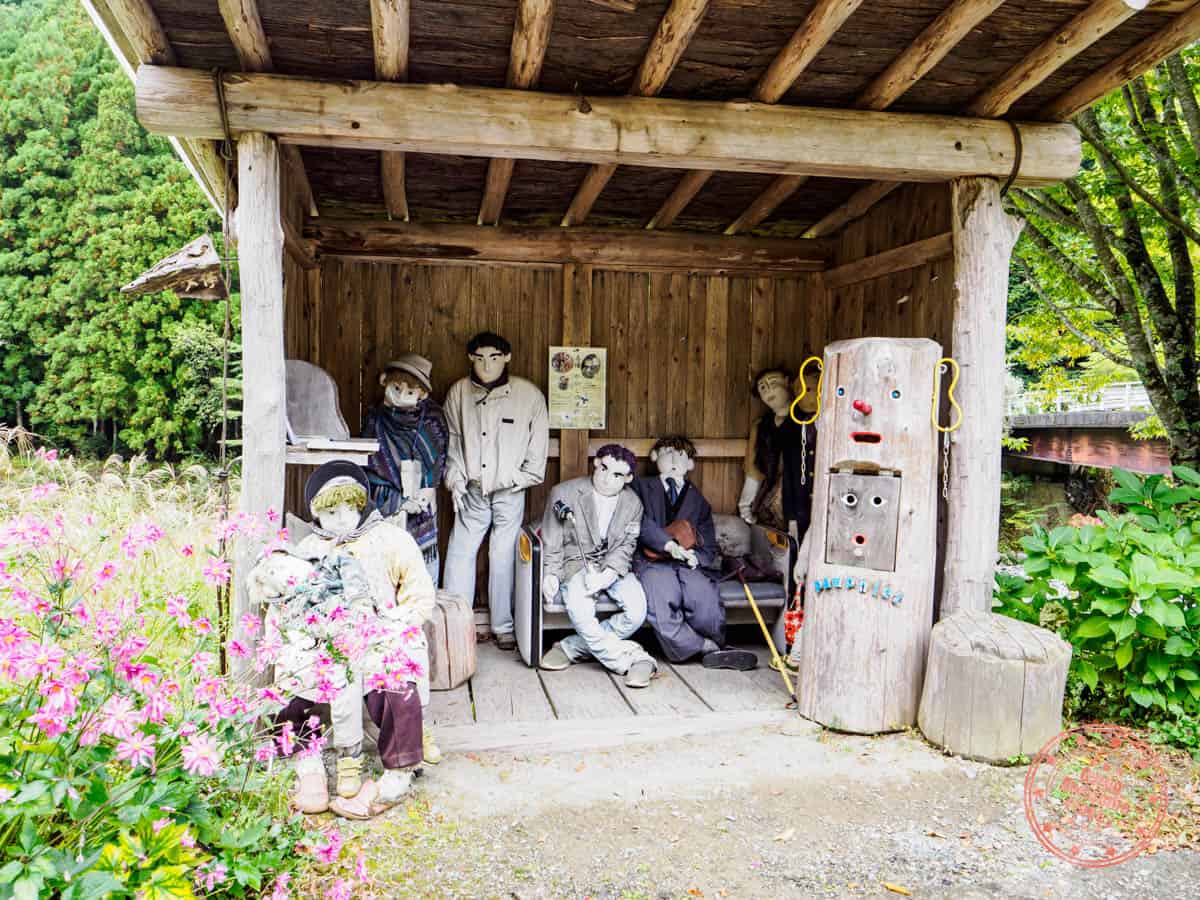 iya valley nagoro scarecrow village bus stop