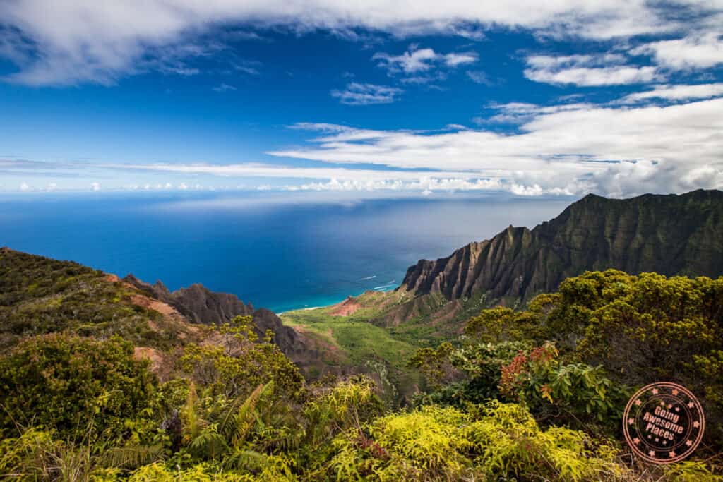 kalalau lookout view in the west side neighborhood of kauai