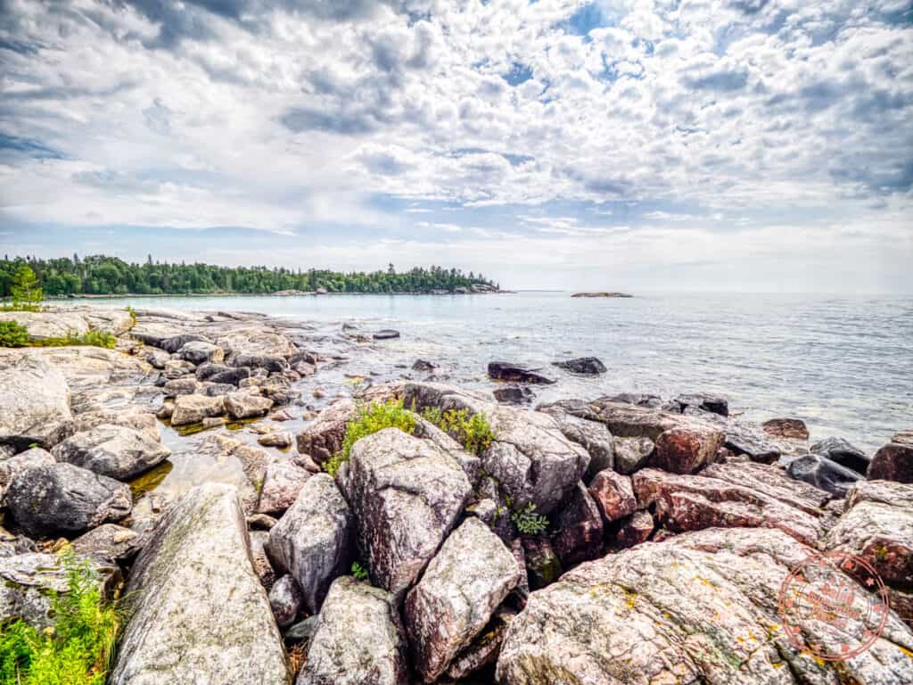 katherine cove lake superior rocks