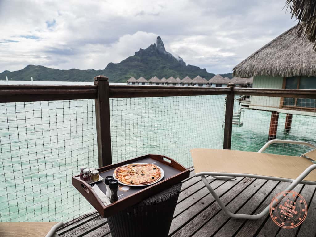 kids menu pizza at le meridien bora bora