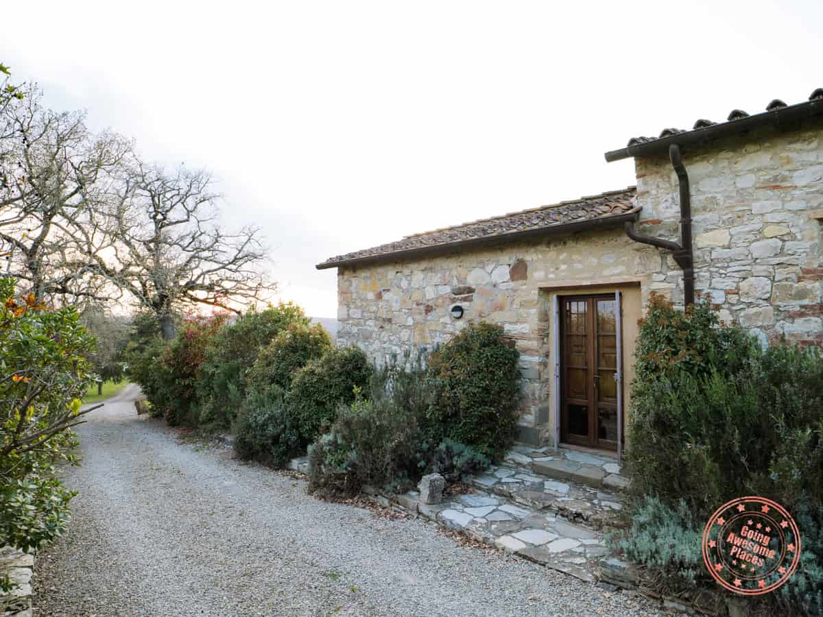 l'oliveta at montebuoni villa front entrance