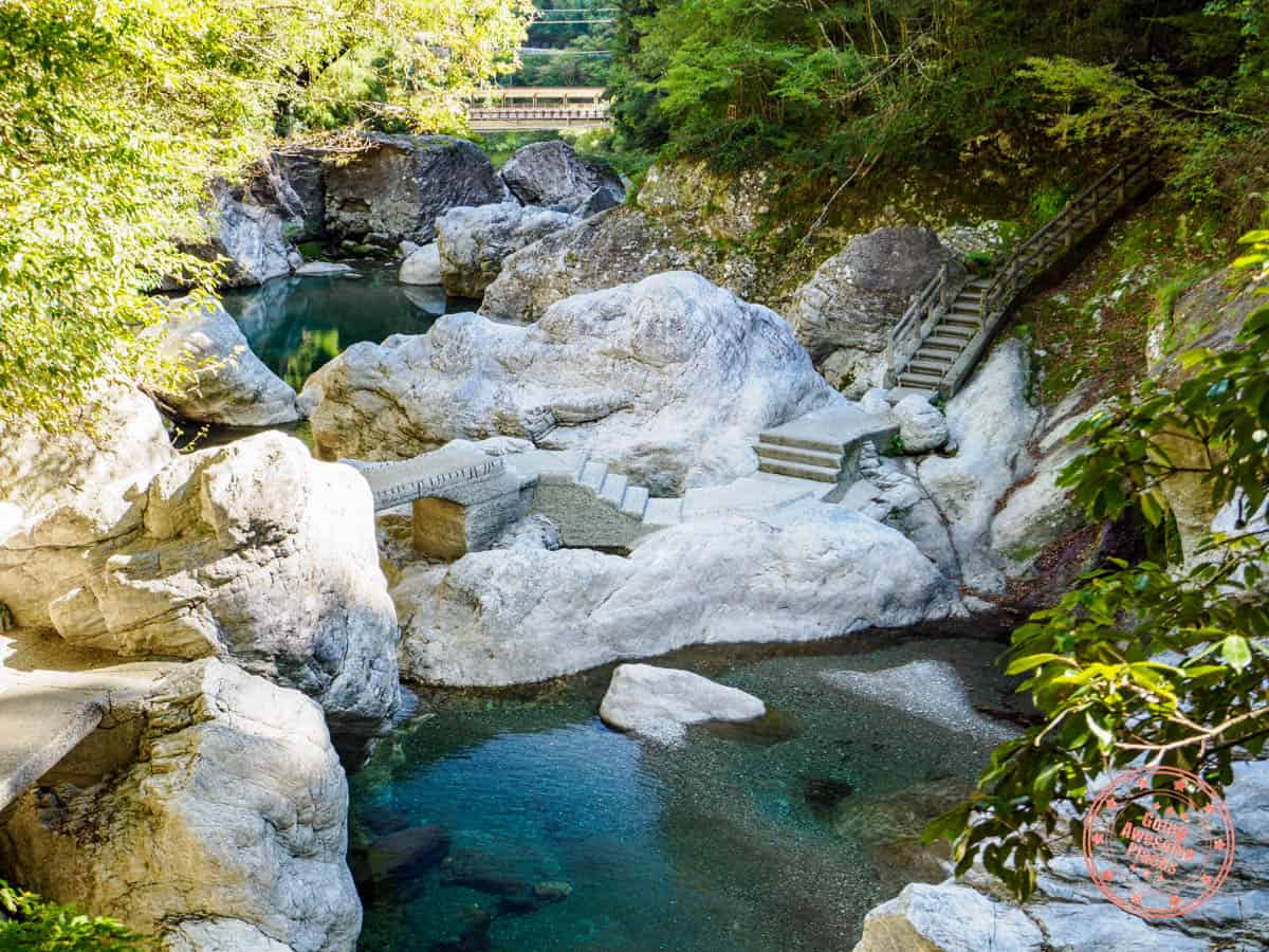 nakatsu gorge beginning of the walking course