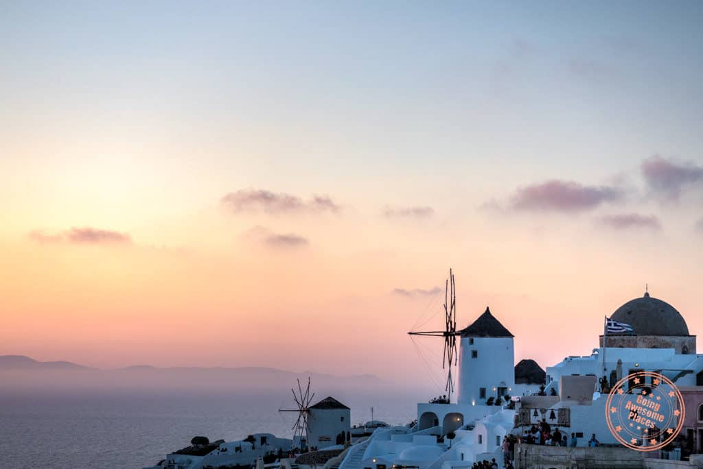 oia famous sunset in santorini things to do