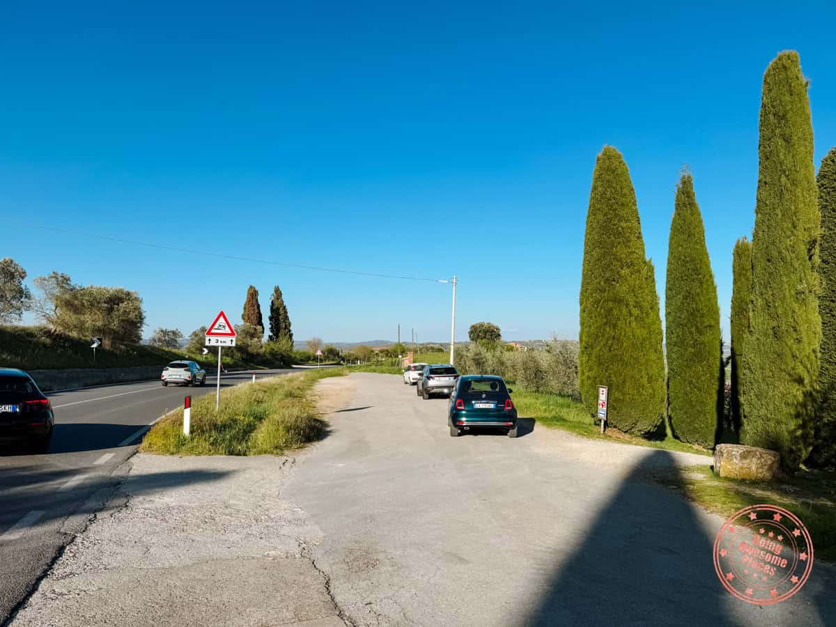 parking location for podere belvedere photography
