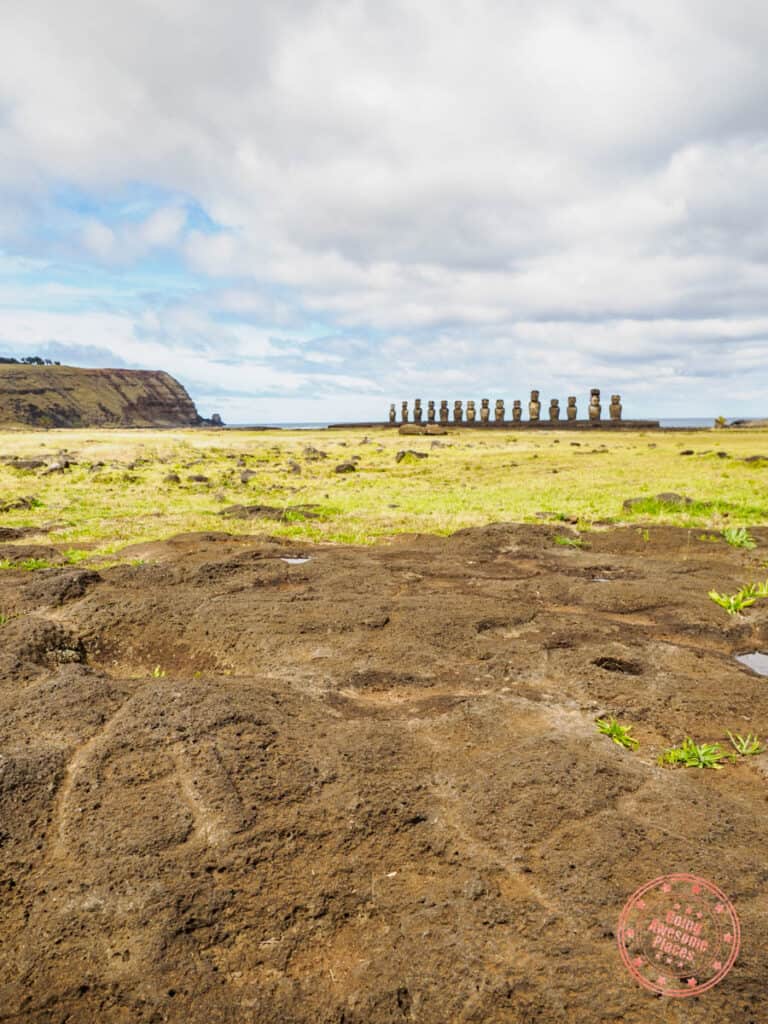 make make petroglyphs at ahu tongariki
