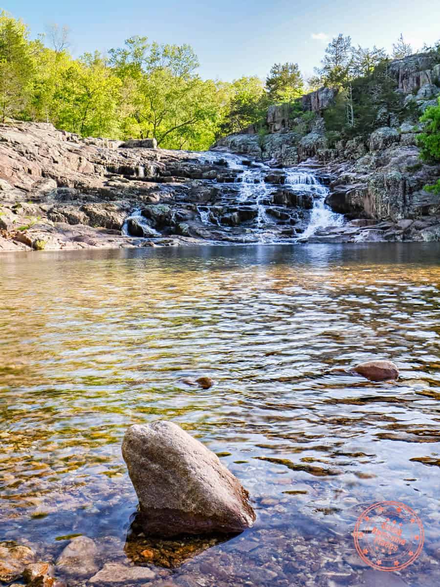 rocky falls shut ins in missouri