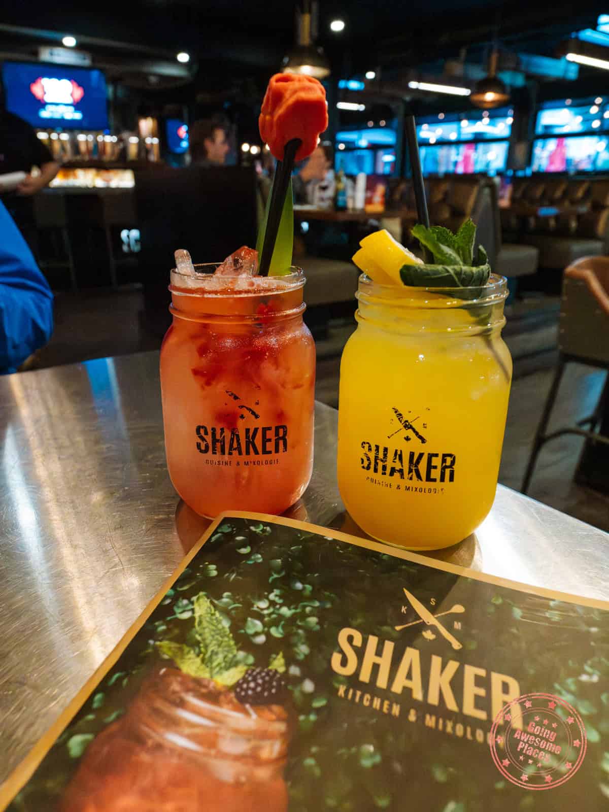 shaker cuisine and mixology restaurant in rimouski