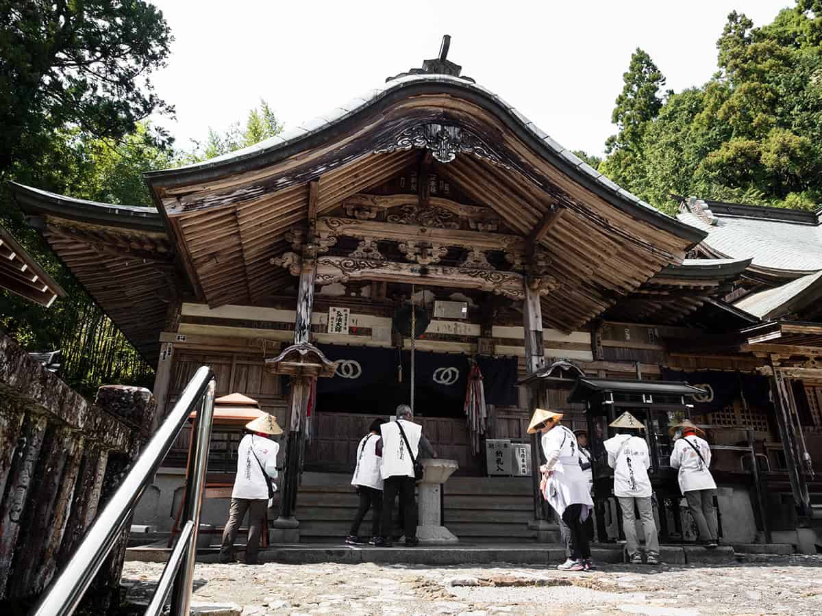 shikoku 88 pilgrimage henry in kiyotakiji shrine