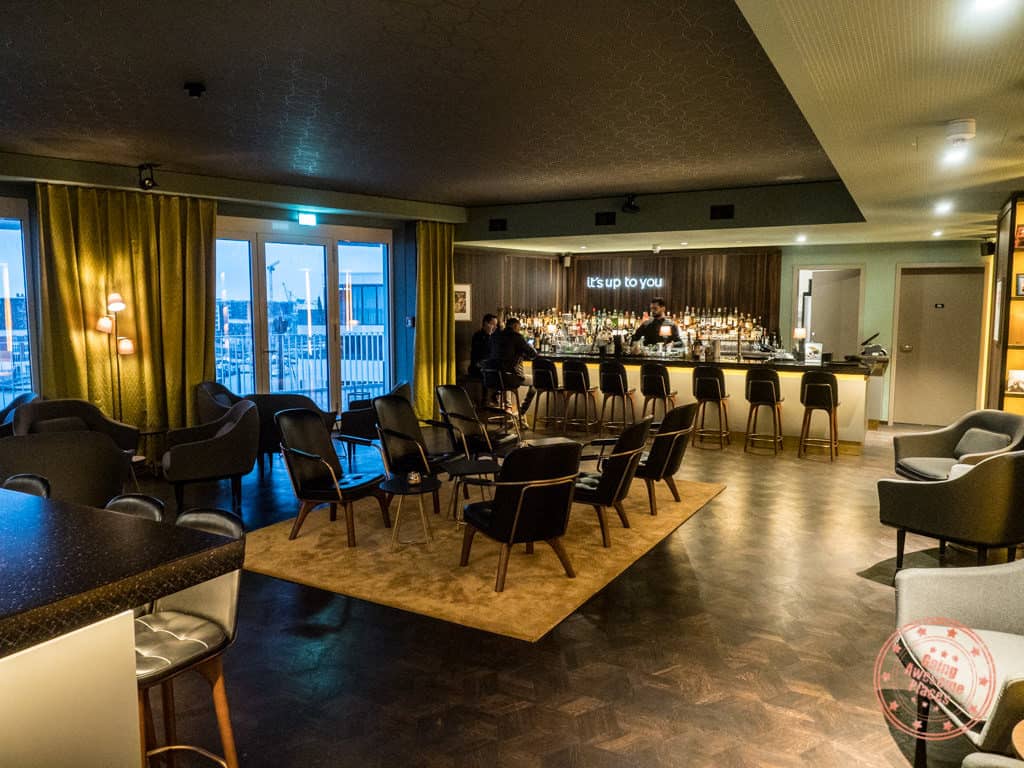 the liberty hotel bar in bremerhaven