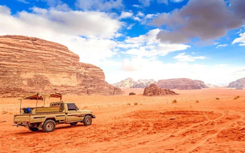 4x4 jeep wadi rum jordan experience