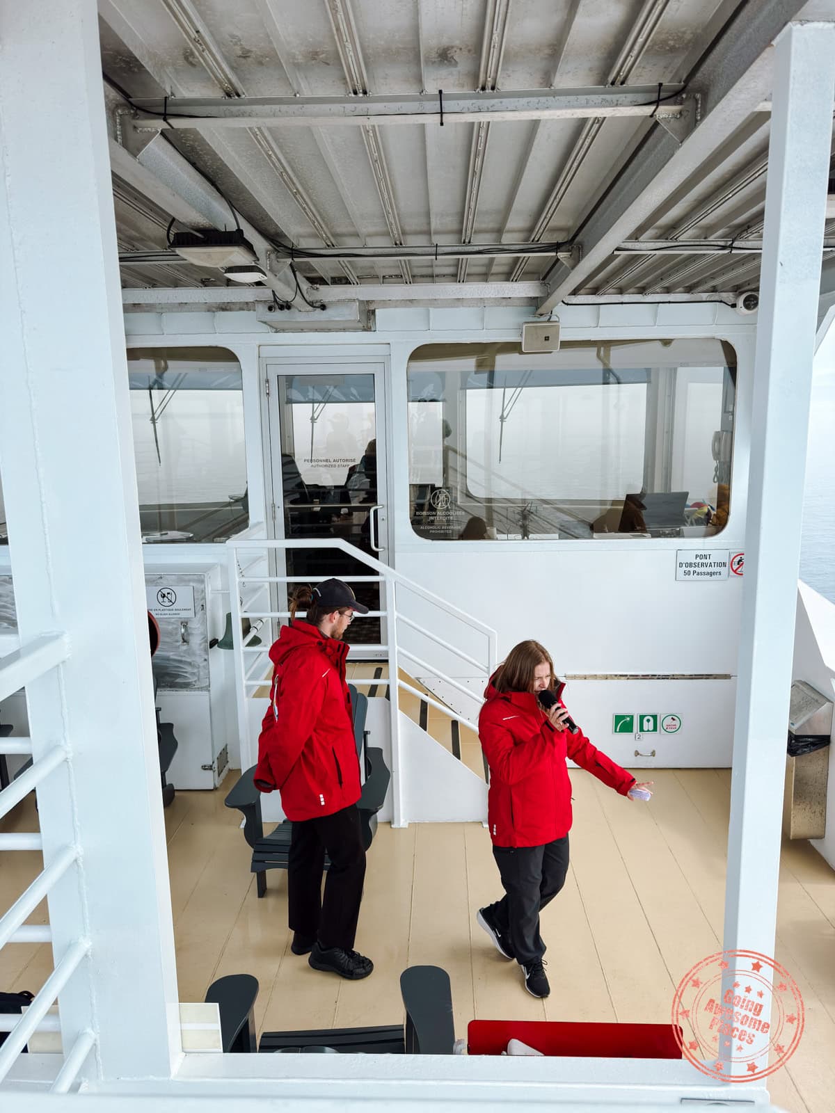 wildlife interpreters onboard croisiers aml in both english and french