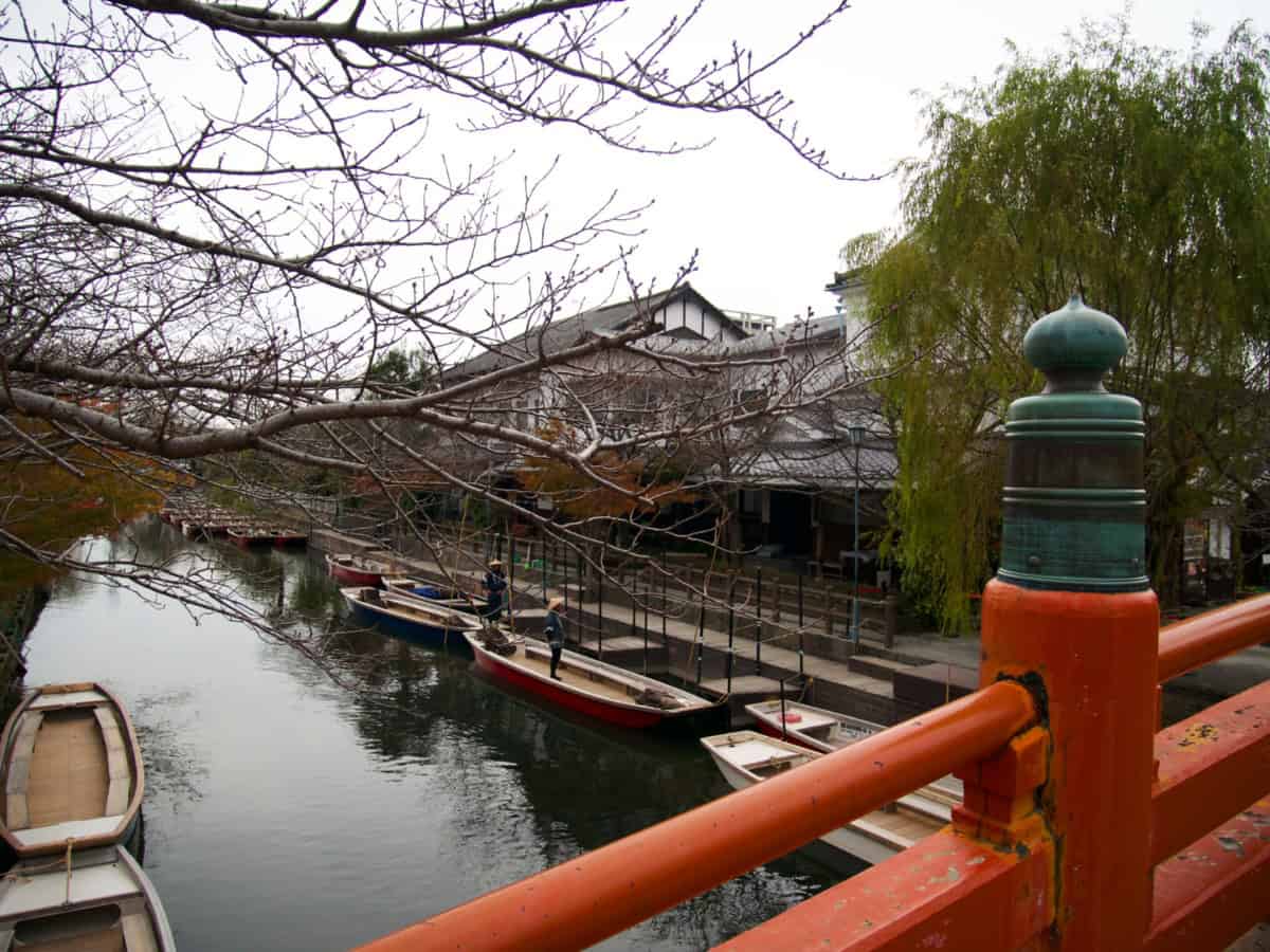 canoes along river in yanagawa