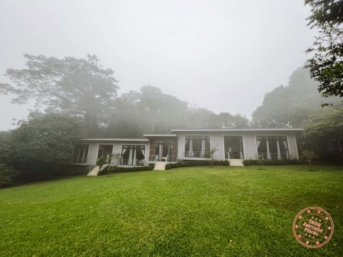 yerbabuena lodge monteverde rooms exterior